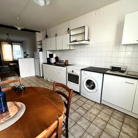 Apartman Jolie Maison De Village Au Calme Avec Terrasse Verteuil-dʼAgenais
