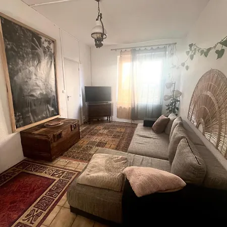 Jolie Maison De Village Au Calme Avec Terrasse Apartman Verteuil-dʼAgenais