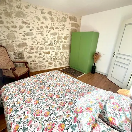 Apartman Jolie Maison De Village Au Calme Avec Terrasse
