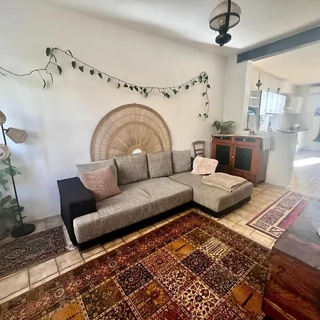 Apartman Jolie Maison De Village Au Calme Avec Terrasse Verteuil-dʼAgenais